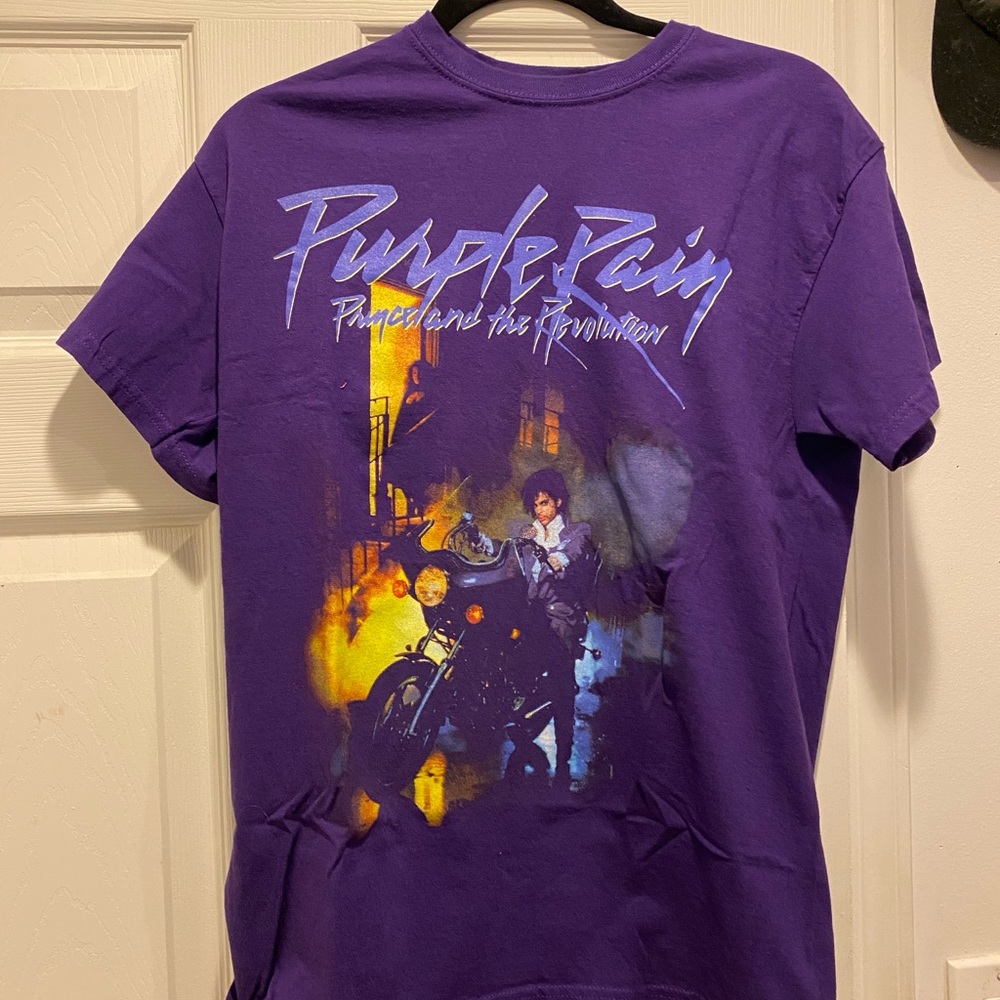 Prince men’s short sleeve  t shirt